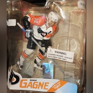 2007 McFarlane Simon Gagne SIGNED AUTO Philadelphia Flyers Series 16 Figure NHL